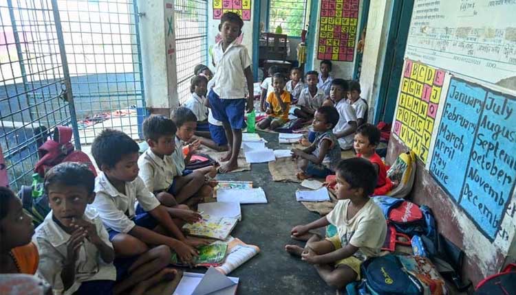 এবার প্রাথমিকেও সেমিস্টার চালু করছে ভারত