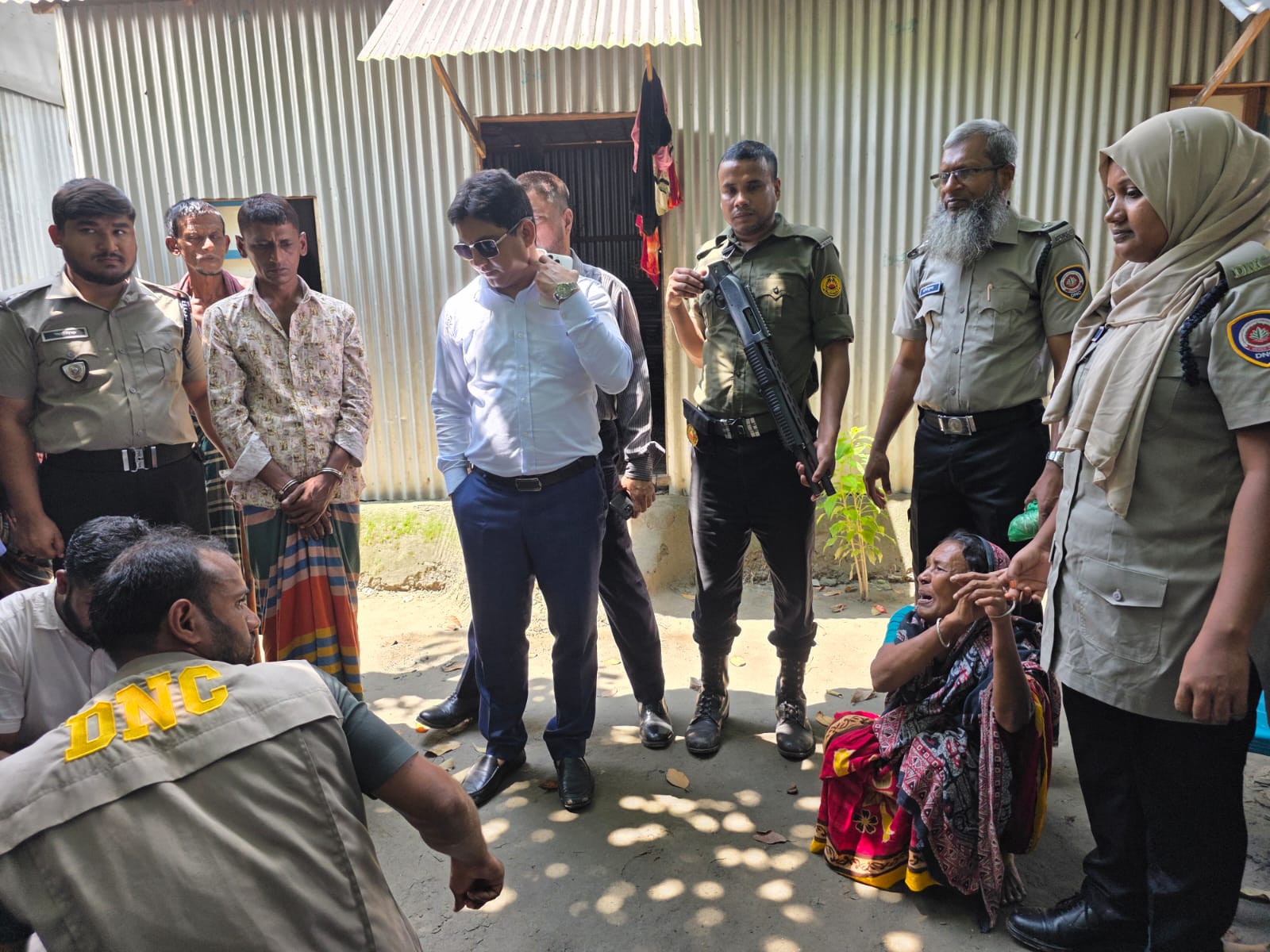 নরসিংদীর রায়পুরায় মাদকবিরোধী অভিযান