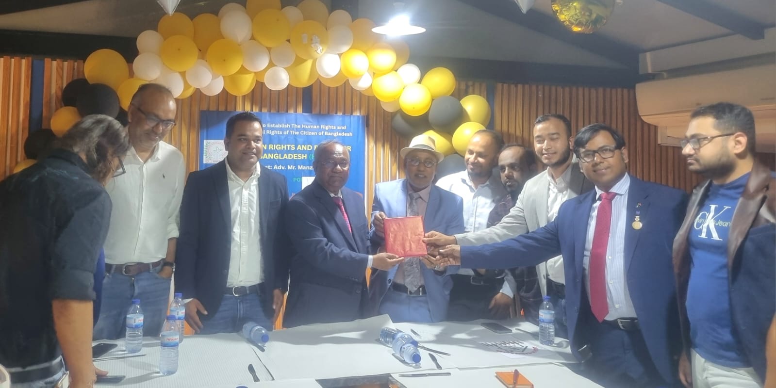 পর্তুগালে অ্যাডভোকেট মনজিল মোরশেদকে সংবর্ধনা