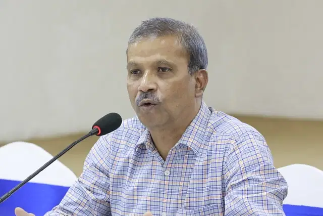 ফেব্রুয়ারিতেই নির্বাচন আয়োজনের সিদ্ধান্তে অটল সরকার: আইন উপদেষ্টা