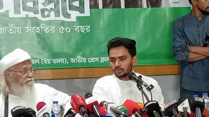 বর্তমান রাজনৈতিক বাস্তবতায় ১০-২০ কোটি টাকা ছাড়া নির্বাচন করা সম্ভব নয়: আসিফ মাহমুদ