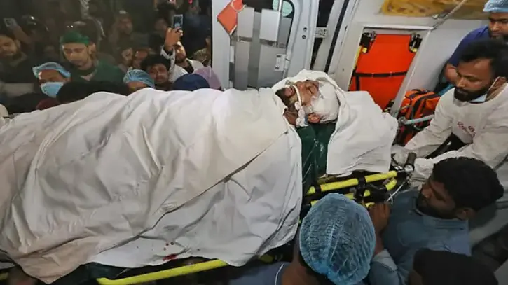 ওসমান হাদির অবস্থা অত্যন্ত আশঙ্কাজনক, মস্তিষ্কের ফোলা বেড়েছে :মেডিকেল বোর্ড