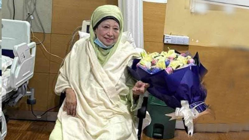 খালেদা জিয়ার শারীরিক অবস্থার কিছুটা  উন্নতি, তবুও রয়ে গেছে ঝুঁকি