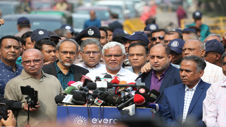 চিকিৎসায় সাড়া দিচ্ছেন খালেদা জিয়া: যুক্তরাজ্য থেকে আসছেন বিশেষজ্ঞ চিকিৎসক