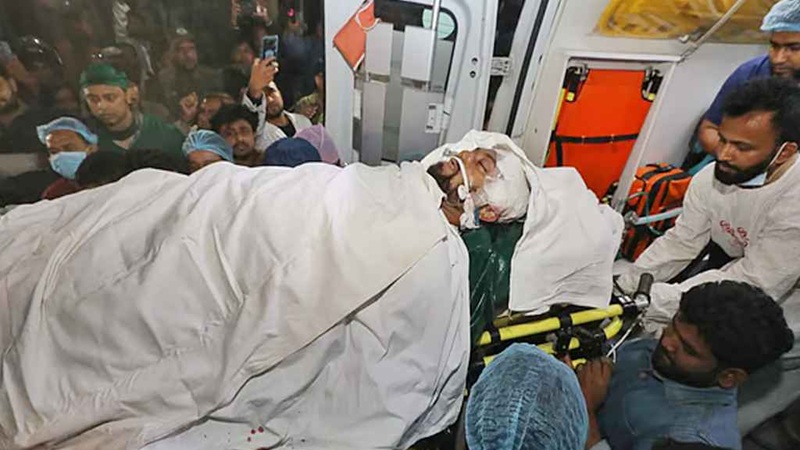 হাদিকে এভারকেয়ার হাসপাতালে নেওয়া হয়েছে