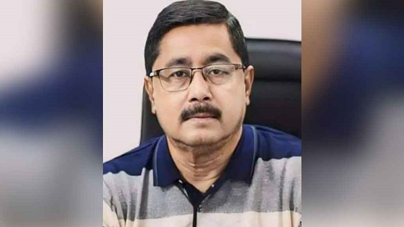 অস্ত্রের লাইসেন্স নবায়ন করতে গিয়ে সাবেক মেয়র গ্রেপ্তার