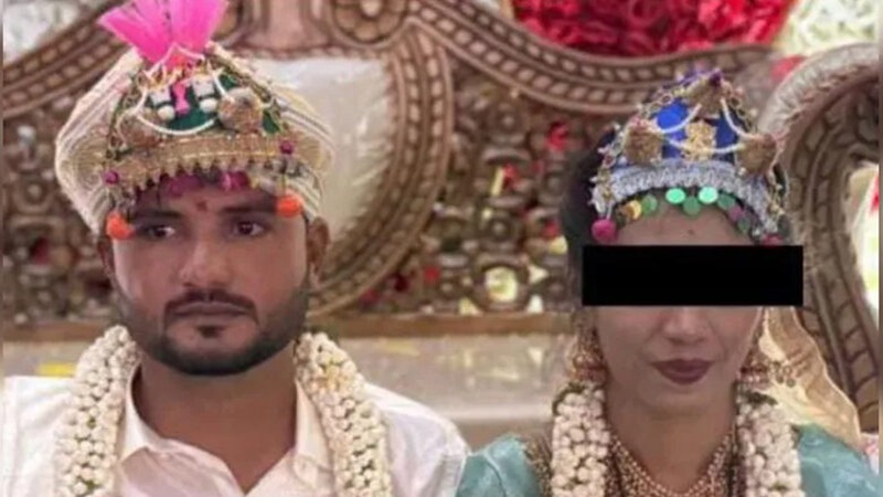 স্ত্রী প্রেমিকের সঙ্গে পালানোর ঘটনায় স্বামী ও ঘটকের আত্মহত্যা