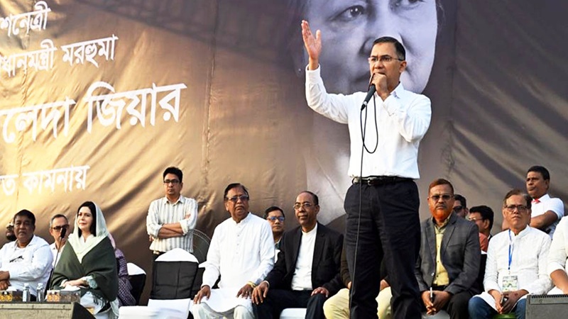 কড়াইলবাসীকে ফ্ল্যাট করে দেওয়ার প্রতিশ্রুতি তারেক রহমানের