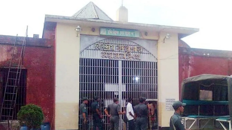 জামিন ছাড়াই মুক্তি পেলেন হত্যা মামলার ৩ আসামি, ডেপুটি জেলার সাময়িক বরখাস্ত