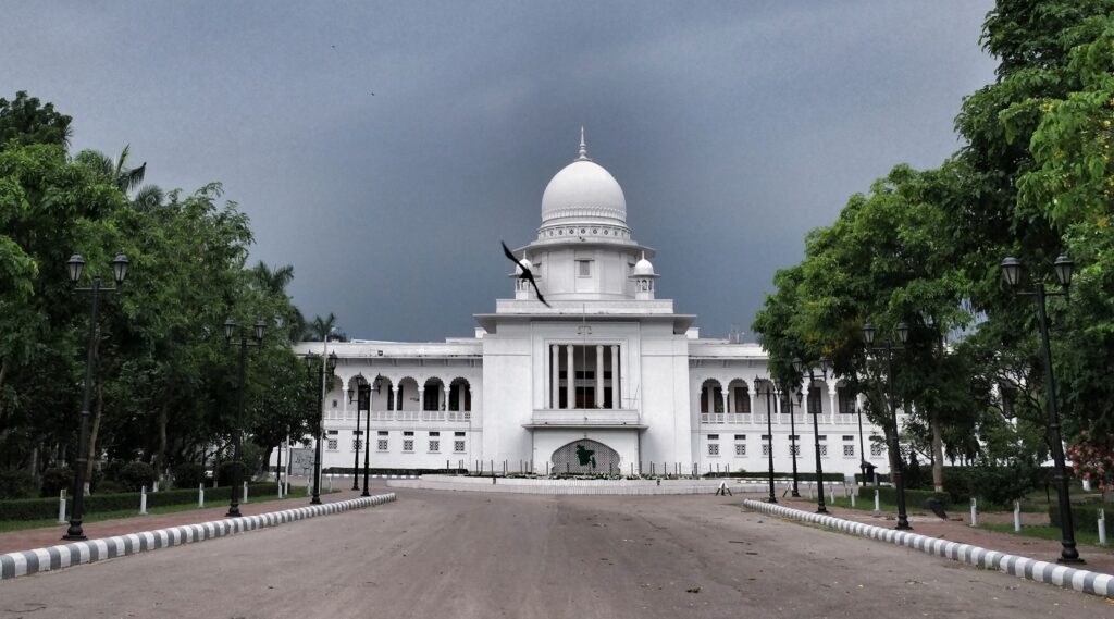 গণভোটের ফলাফল স্থগিত চেয়ে রিট