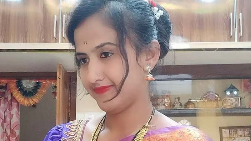 পতিতাবৃত্তিতে বাধ্য করার অভিযোগে তরুণীর আত্মহত্যা, স্বামীসহ ৩ গ্রেপ্তার