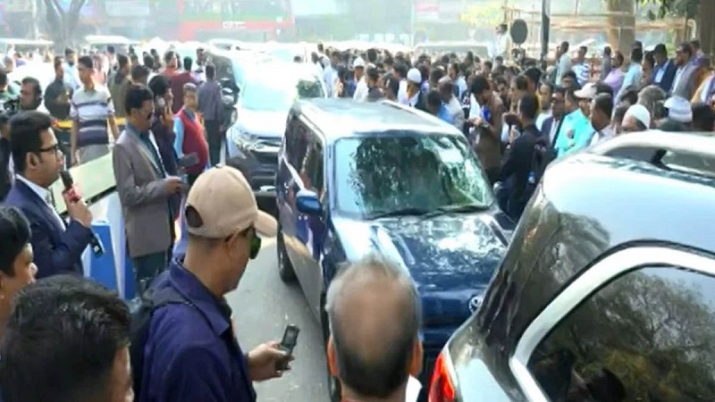 শপথ নিতে সংসদে আসছেন নবনির্বাচিত এমপিরা