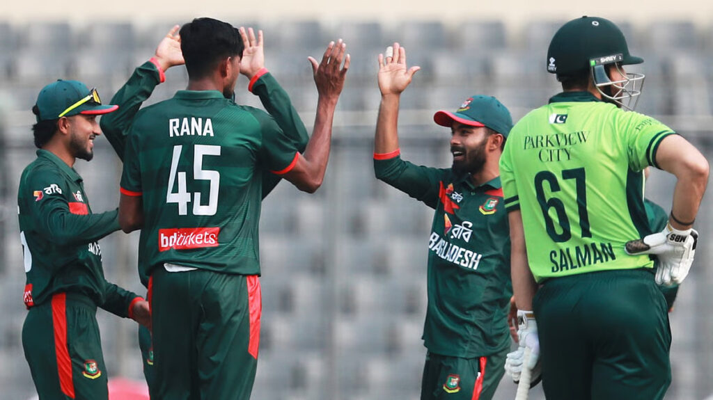 ওয়ানডে ক্রিকেটে বাংলাদেশের বিপক্ষে পাকিস্তানের সর্বনিম্ন ১১৪ রানের স্কোর: নাহিদের ৫ উইকেট  শিকার
