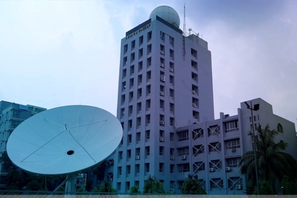 কালবৈশাখীর প্রভাবে দেশের আবহাওয়া অস্থির, কেমন যাবে ঈদের দিন?