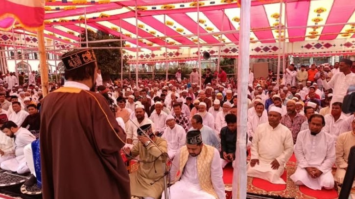 সৌদির সঙ্গে মিল রেখে দেশের ১৩ জেলায় ঈদের জামাত অনুষ্ঠিত