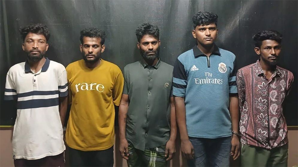 <span>কুমিল্লায় কাস্টমস কর্মকর্তা হত্যা / </span>৪ আসামির স্বীকারোক্তি, একজন রিমান্ডে