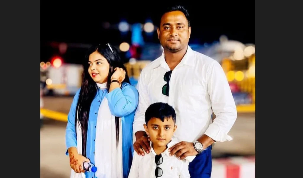 পিকআপ চাপায় মোটরসাইকেল আরোহী স্বামী-স্ত্রী-সন্তান নিহত