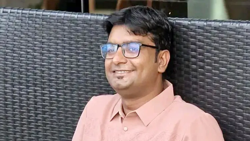 পরকীয়া প্রেমিককে বিয়ে করেছেন স্ত্রী, ক্ষোভে স্বামীর আত্মহত্যা