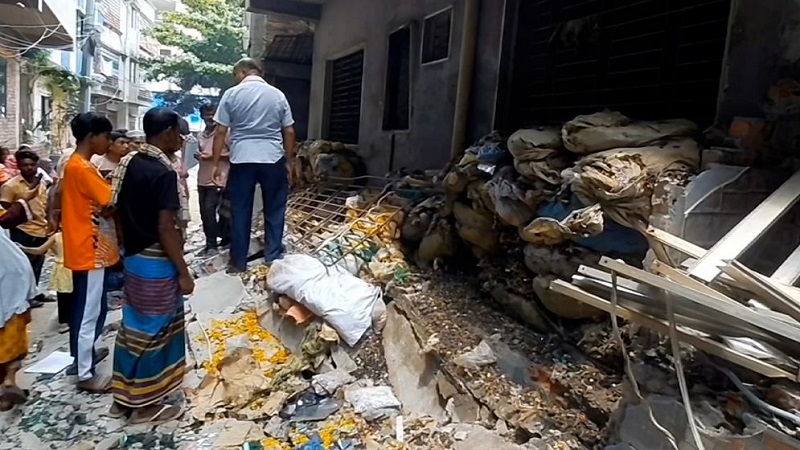 নারায়ণগঞ্জে গ্যাস বিস্ফোরণে একই পরিবারের পঞ্চম সদস্যের মৃত্যু
