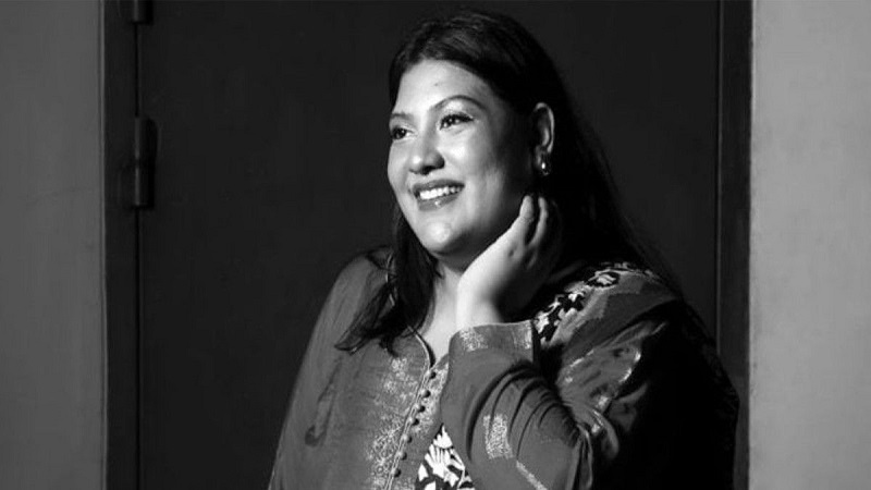 দেশে পৌঁছেছে কারিনা কায়সারের মরদেহ