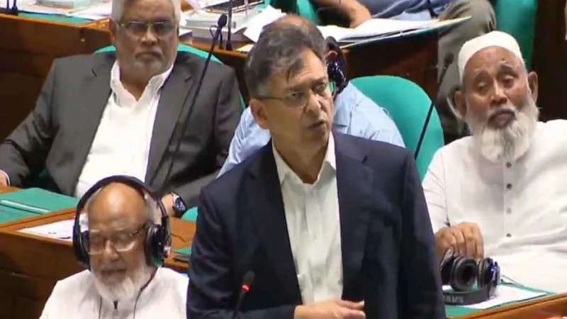 <span>স্বরাষ্ট্রমন্ত্রী / </span>মুখে ইসলামের কথা বললেও জামায়াতের ইশতেহারেও ইসলাম নেই