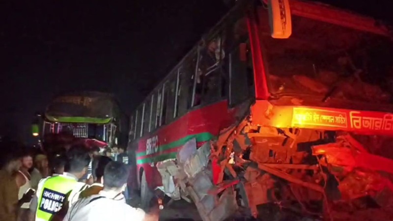 গোপালগঞ্জে দুই বাসের সংঘর্ষে নিহত ২, আহত অন্তত ২৫