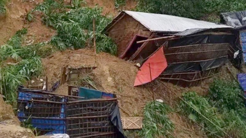 উখিয়ার রোহিঙ্গা ক্যাম্পে পাহাড়ধস, প্রাণ গেল ৫ শিক্ষার্থীর
