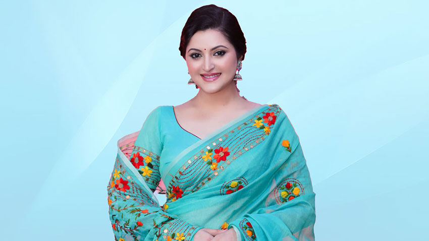 মানুষ আমাকে সব সময় সিঙ্গেল দেখতে চায়: পরীমণি