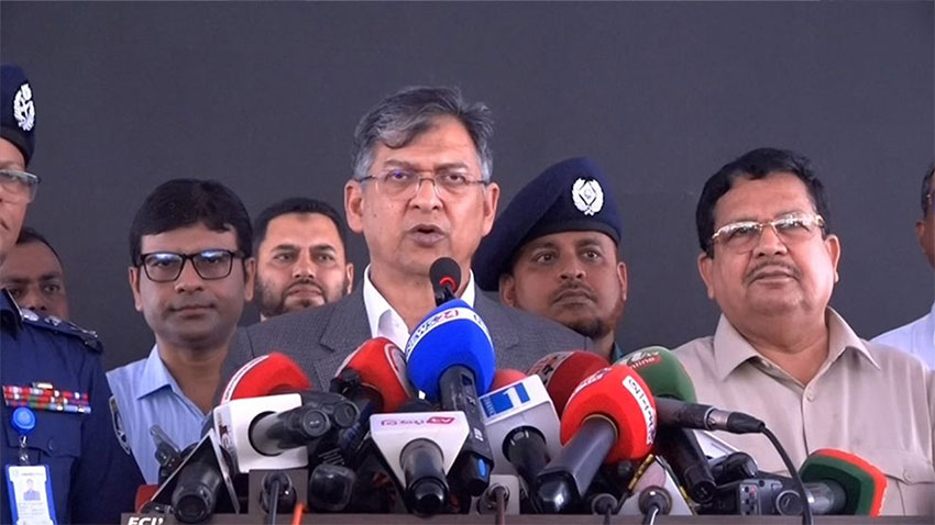 ঢাকা-চট্টগ্রাম মহাসড়কে এআই ক্যামেরা, কমবে চাঁদাবাজি: স্বরাষ্ট্রমন্ত্রী