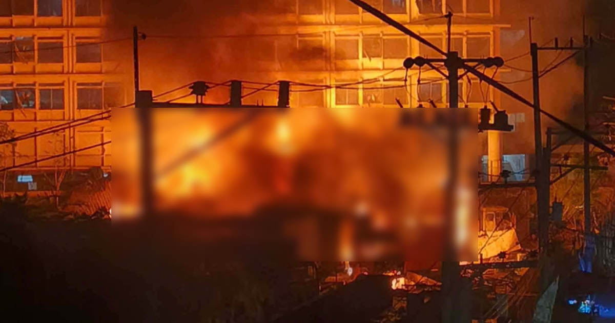 আশুলিয়ায় কাভার্ডভ্যানে সিলিন্ডার বিস্ফোরণ, নারীসহ নিহত ৬