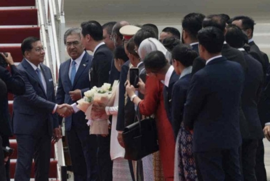 মিয়ানমারের প্রেসিডেন্ট মালয়েশিয়ায়  প্রত্যাবাসনসহ আঞ্চলিক শান্তি ও মানবিক সহায়তা নিয়ে আলোচনা