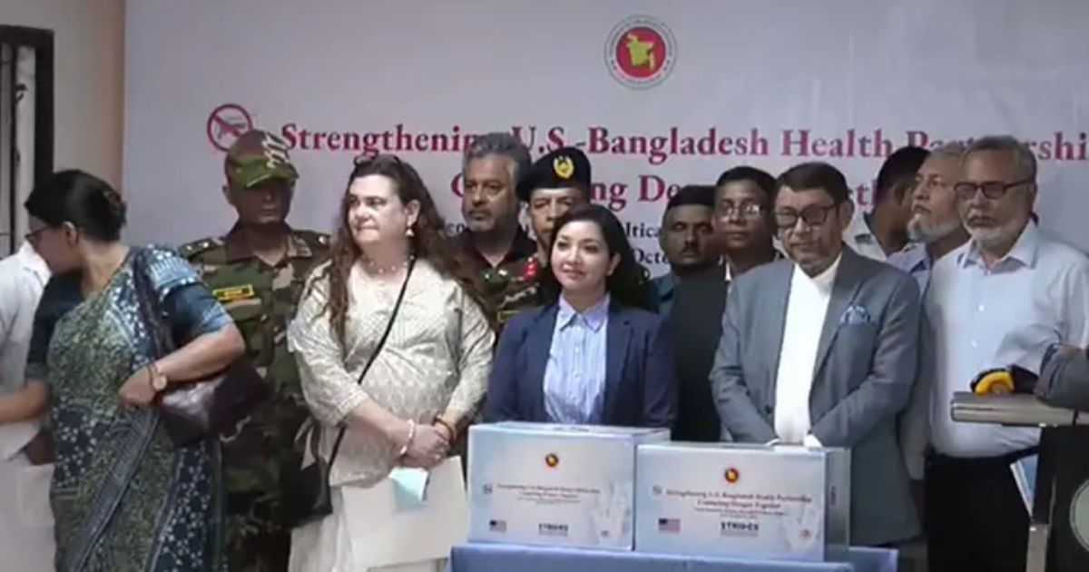 বাংলাদেশকে ডেঙ্গু পরীক্ষায় ৫ লাখ কিট দিল যুক্তরাষ্ট্র